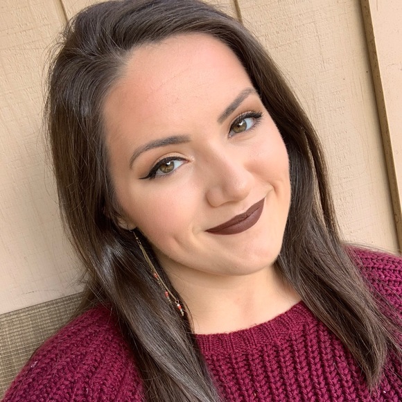 Meet your Posher, Tiffany! - Picture 5 of 10